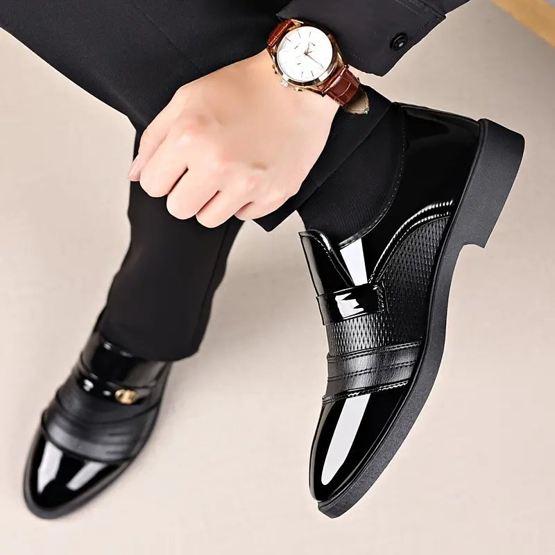 ⚫ Signature Black Shoes™ 🥾 | FLAT 45%🔥